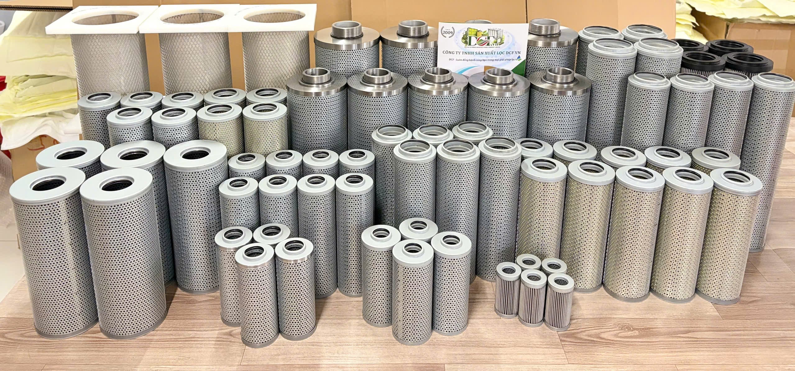 Lõi lọc dầu thủy lực DCF.vn Sản xuất theo yêu cầu