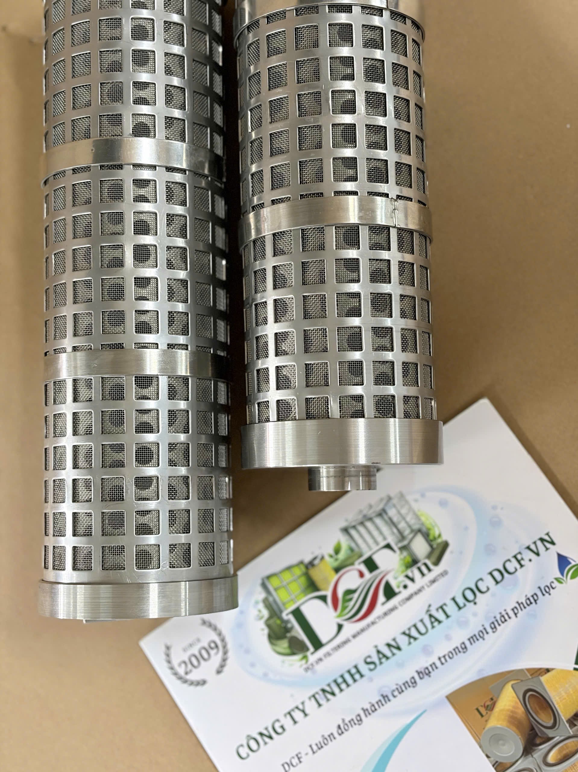 Phin lọc lưới inox OD88 x H300 có thanh gài | DCF.vn