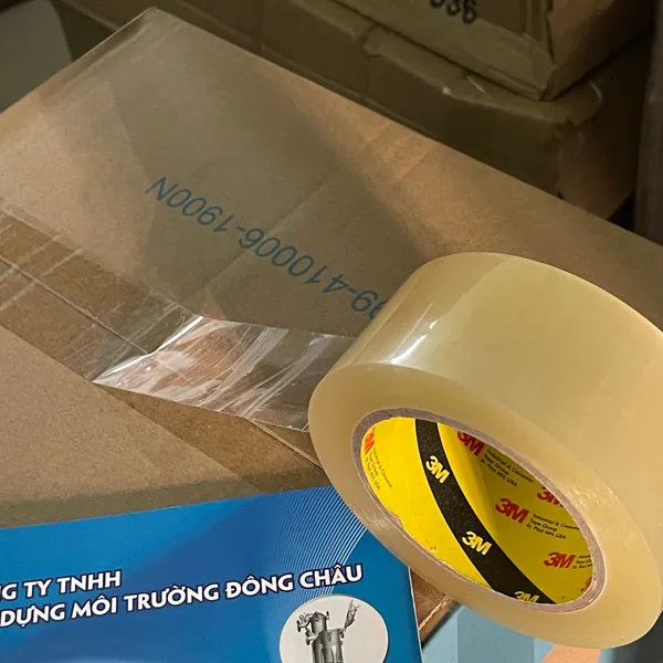 Băng keo đóng thùng 3M™ 309 màu trong