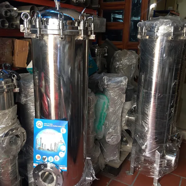 Bình inox lọc cặn trong sản xuất 15 lõi 40 inch