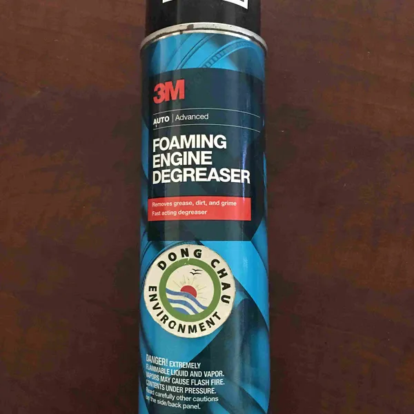 Dung dịch tẩy rửa động cơ khoang máy dạng bọt 3M™ 08899