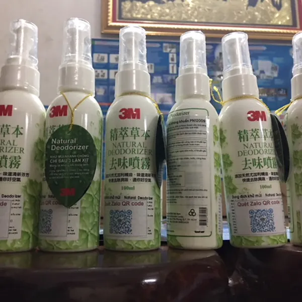 Chai xịt khử mùi hôi ô tô máy lạnh 3M 12009