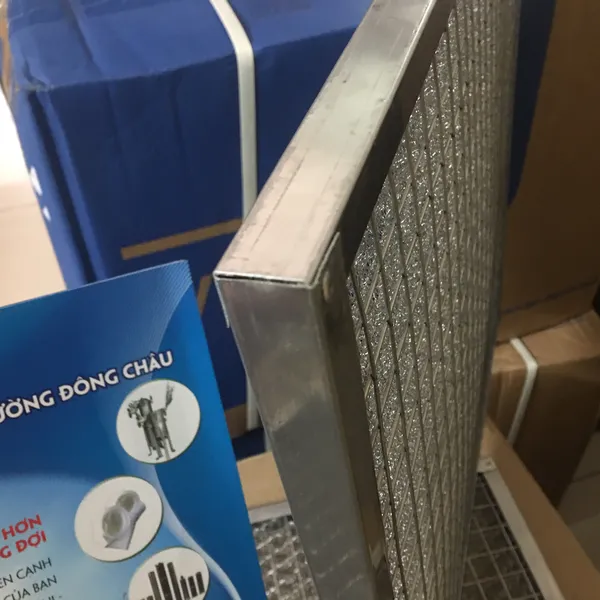Khung Bùi Nhùi Metal Mesh Lọc Khí Nóng