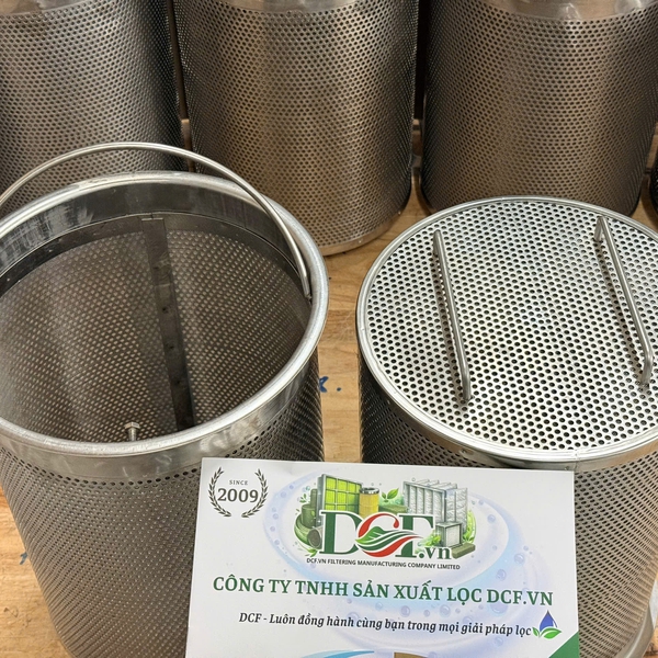 Rổ lọc inox đục lỗ 3mm dày 1mm lưới trong 40 mesh