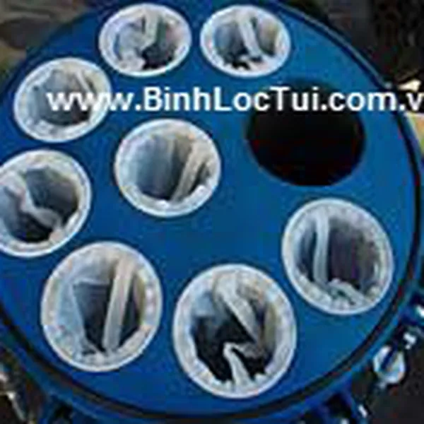 8 bag Housing
