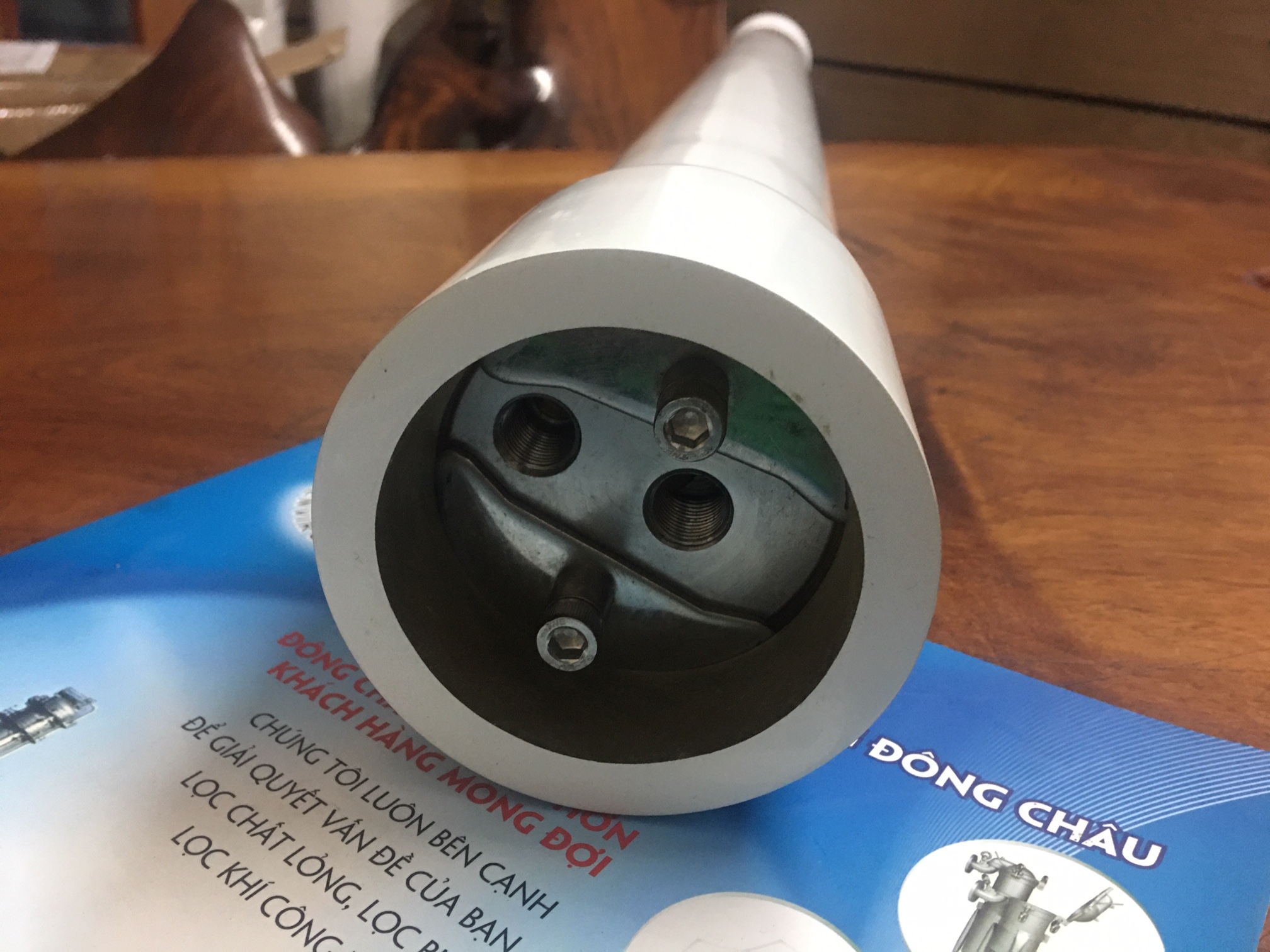 cấu tạo hai đầu Vỏ Composite Cho Màng SW30 2540 Lọc Nước Biển Nước Mặn