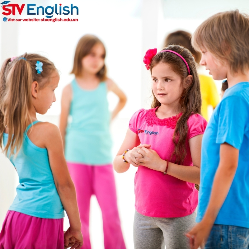 Tiếng anh giao tiếp cho trẻ em: Các yếu tố gây khó khăn cho trẻ khi nghe Tiếng anh giao tiếp cho trẻ em: Các yếu tố gây khó khăn cho trẻ khi nghe