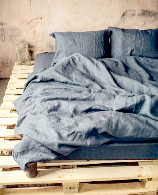 Bộ chăn ga cưới phong cách tối giản với bảng màu đa dạng – Từ trung tính đến tươi tắn, dễ dàng kết hợp với nội thất phòng ngủ của bạn. Bộ chăn ga cưới phong cách tối giản với bảng màu đa dạng – Từ trung tính đến tươi tắn, dễ dàng kết hợp với nội thất phòng ngủ của bạn.