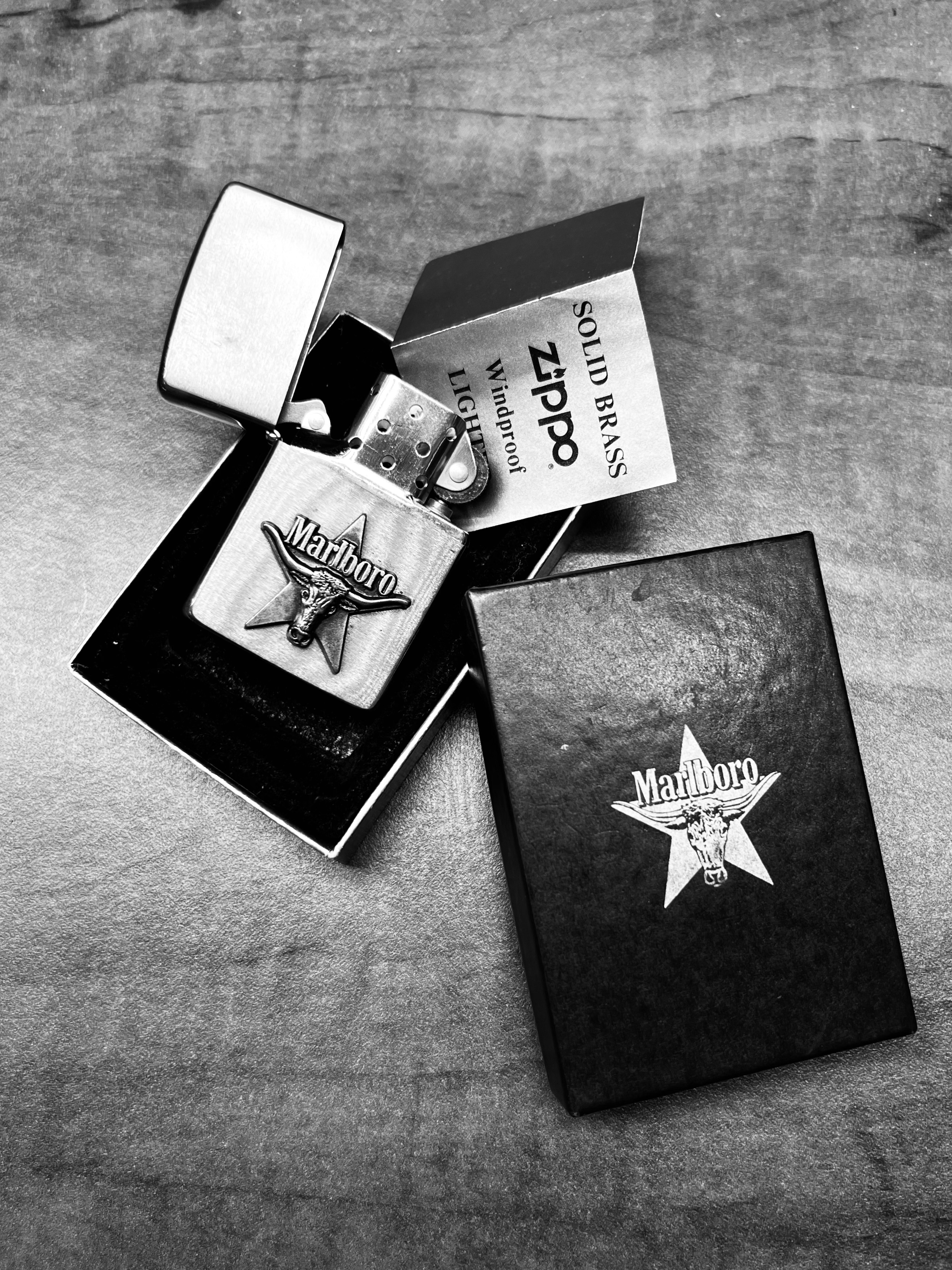 Zippo chính hãng Zippo chính hãng