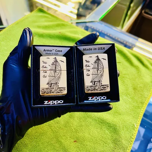 ZIPPO KHẮC THUẬN BUỒM XUÔI GIÓ VỎ DÀY ARMOR