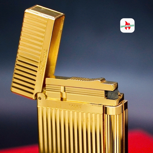 S.T. Dupont Ligne 2 form cao thập niên 1980s. Toàn thân mạ vàng họa tiết vân sọc đứng vertical line