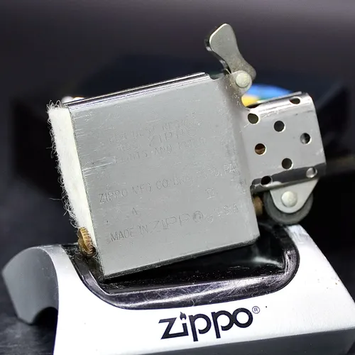 ZIPPO XƯA 1990 - HÀNG XƯA THẬP NIÊN 90s _ CHỦ ĐỀ IRELAND