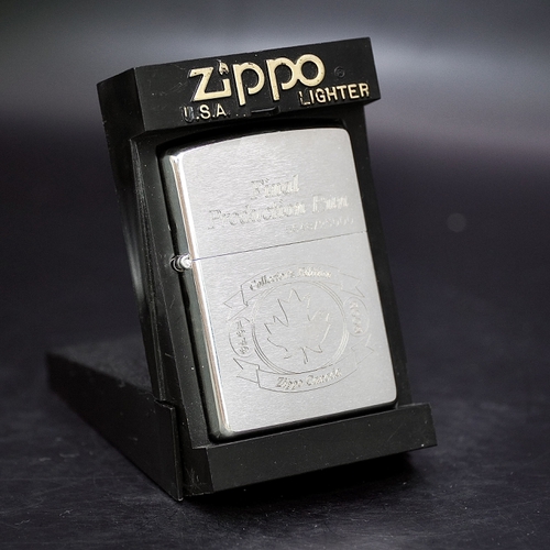 ZIPPO XƯA 2002 - HÀNG XƯA THẬP NIÊN 2000s _ CHỦ ĐỀ LÁ PHÔNG CANADA