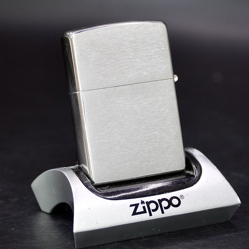 ZIPPO XƯA 2002 - HÀNG XƯA THẬP NIÊN 2000s _ CHỦ ĐỀ LÁ PHÔNG CANADA