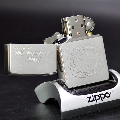 ZIPPO XƯA 2002 - HÀNG XƯA THẬP NIÊN 2000s _ CHỦ ĐỀ LÁ PHÔNG CANADA