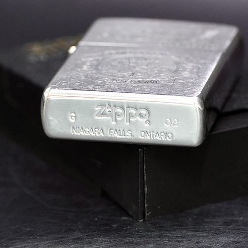 ZIPPO XƯA 2002 - HÀNG XƯA THẬP NIÊN 2000s _ CHỦ ĐỀ LÁ PHÔNG CANADA