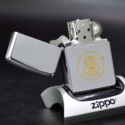 ZIPPO XƯA 1967 - HÀNG XƯA THẬP NIÊN 60s _ CHỦ ĐỀ HUY HIỆU TỔNG THỐNG HOA KỲ