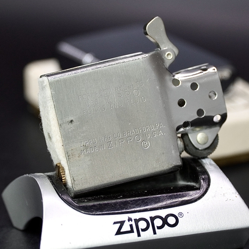 ZIPPO XƯA 1967 - HÀNG XƯA THẬP NIÊN 60s _ CHỦ ĐỀ HUY HIỆU TỔNG THỐNG HOA KỲ