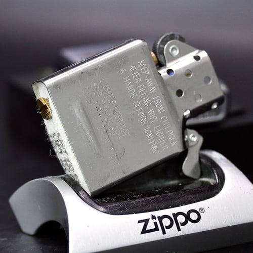 ZIPPO XƯA 2001 - HÀNG XƯA THẬP NIÊN 2000s _ CHỦ ĐỀ LOGO TÀU NGẦM PHILADELPHIA