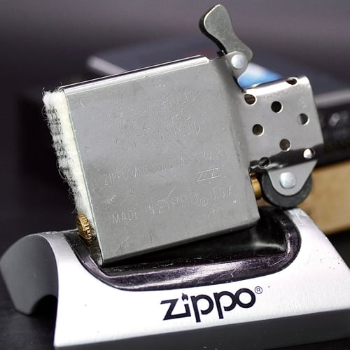 ZIPPO XƯA 2000 - HÀNG XƯA THẬP NIÊN 2000s _ CHỦ ĐỀ CHUYỂN GIAO MỘC ĐÁY