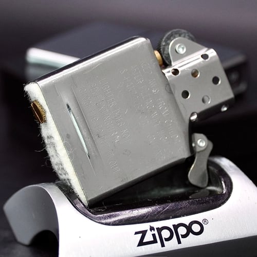 ZIPPO XƯA 2002 - HÀNG XƯA THẬP NIÊN 2000s _ CHỦ ĐỀ TÀU CHIẾN SAMUEL B. ROBERT FFG58