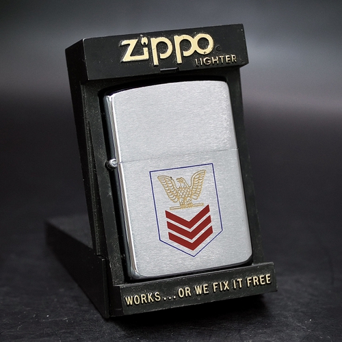 ZIPPO XƯA 1986 - HÀNG XƯA THẬP NIÊN 80s _ CHỦ ĐỀ CẤP BẬC SĨ QUAN HẢI QUÂN HOA KỲ