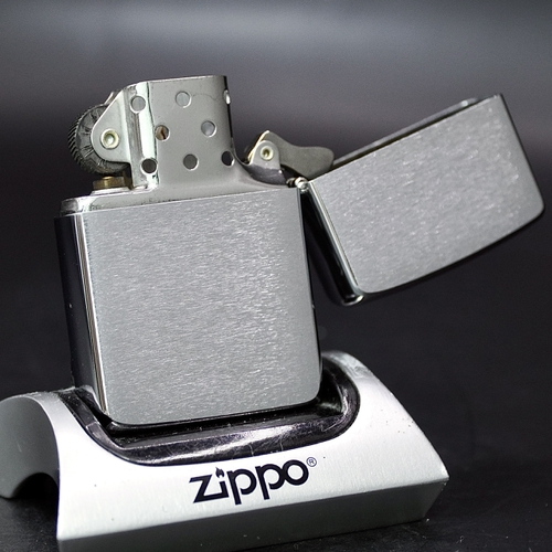 ZIPPO XƯA 1986 - HÀNG XƯA THẬP NIÊN 80s _ CHỦ ĐỀ CẤP BẬC SĨ QUAN HẢI QUÂN HOA KỲ