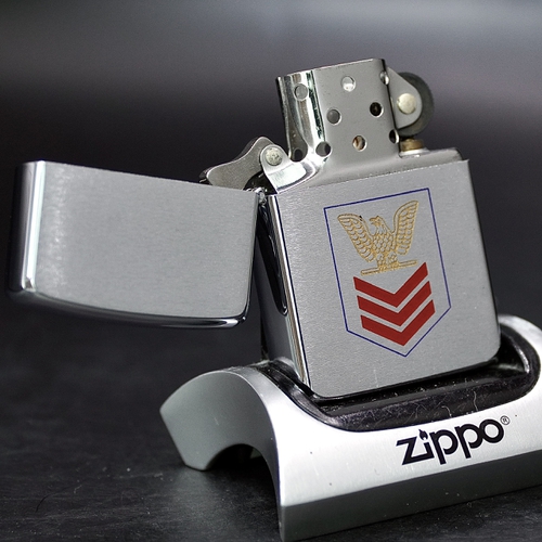ZIPPO XƯA 1986 - HÀNG XƯA THẬP NIÊN 80s _ CHỦ ĐỀ CẤP BẬC SĨ QUAN HẢI QUÂN HOA KỲ