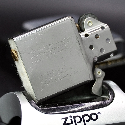 ZIPPO XƯA 1986 - HÀNG XƯA THẬP NIÊN 80s _ CHỦ ĐỀ CẤP BẬC SĨ QUAN HẢI QUÂN HOA KỲ