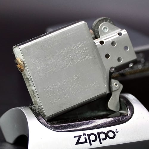 ZIPPO XƯA 1995 - HÀNG XƯA THẬP NIÊN 90s _ CHỦ ĐỀ QUẢNG CÁO HÃNG