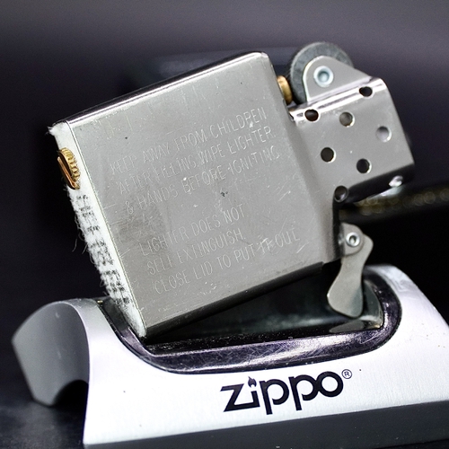 ZIPPO XƯA 1997 - HÀNG XƯA THẬP NIÊN 90s _ CHỦ ĐỀ COWBOY MARLBORO