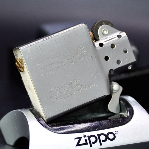 ZIPPO XƯA 1989 - HÀNG XƯA THẬP NIÊN 80s _ CHỦ ĐỀ QUỐC HUY HOA KỲ