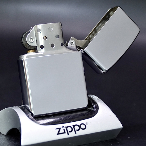 ZIPPO XƯA 1991 - HÀNG XƯA THẬP NIÊN 90s _ CHỦ ĐỀ KỶ NIỆM TRÂN CHÂU CẢNG