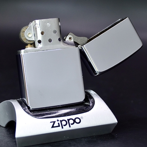ZIPPO XƯA 1989 - HÀNG XƯA THẬP NIÊN 80s _ CHỦ ĐỀ HELL ON WHEELS