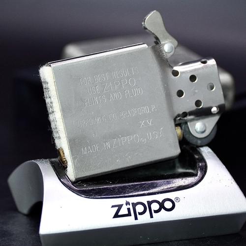 ZIPPO XƯA 1999 - HÀNG XƯA THẬP NIÊN 90s _ CHỦ ĐỀ HUY HIỆU Y TẾ HẢI QUÂN HOA KỲ
