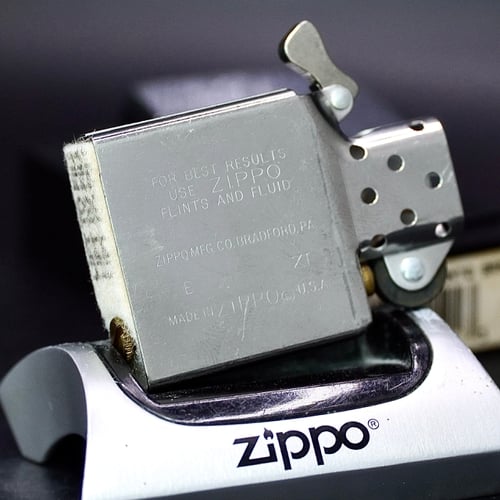 ZIPPO XƯA 1994 - HÀNG XƯA THẬP NIÊN 90s _ CHỦ ĐỀ HORSE RACING