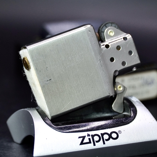 ZIPPO XƯA 1984 - HÀNG XƯA THẬP NIÊN 80s _ CHỦ ĐỀ CĂN CỨ HẢI QUÂN HOA KỲ