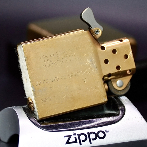 ZIPPO XƯA 32-89 - HÀNG XƯA THẬP NIÊN 80s _ CHỦ ĐỀ TÀU CHIẾN DULUTH LPD 6