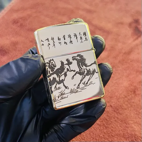 ZIPPO KHẮC MÃ ĐÁO THÀNH CÔNG VỎ DÀY ARMOR