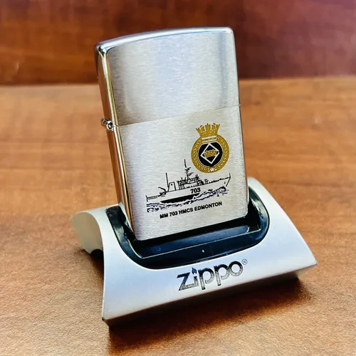 ZIPPO CANADA  - SẢN XUẤT 2000 ( XVI LA MÃ )