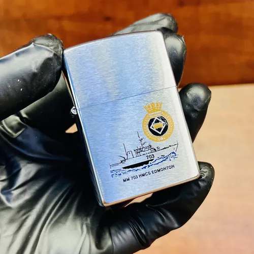 ZIPPO CANADA  - SẢN XUẤT 2000 ( XVI LA MÃ )