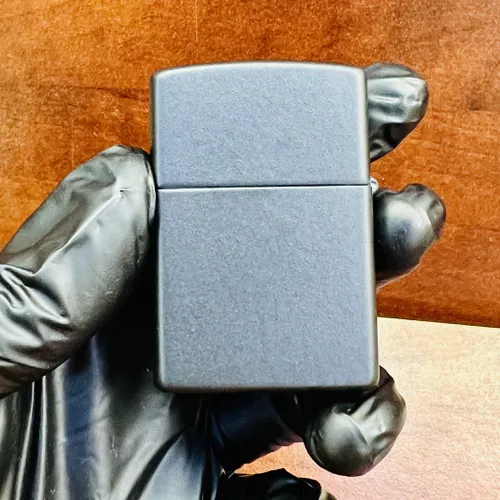 ZIPPO 1997 ( XIII LA MÃ )  -CHỦ ĐỀ TÀU CAMEL NỔI TIẾNG CỦA HOA KỲ