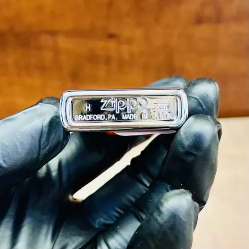 Zippo 1997 - XIII LA MÃ - Chủ đề Windy