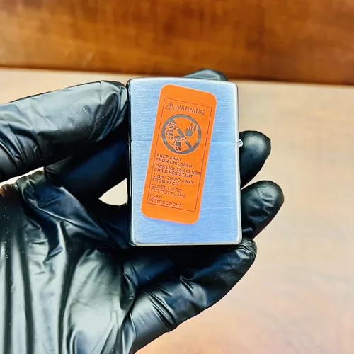 ZIPPO LA MÃ 2000 - XVI LA MÃ CHỦ ĐỀ HOÀNG GIA