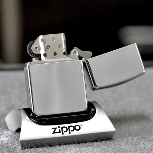 ZIPPO XƯA SƯU TẦM - LA MÃ 1991 - CHỦ TÀU HẠM SÂN BAY HOA KỲ U.S.S