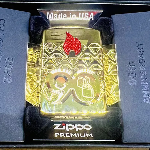 Zippo kỉ niệm 90 bản đặt biệt mạ vàng - 2022 Côty ( Thị trường Châu Á)