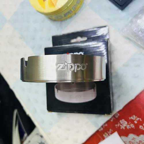 Gạt tàn thuốc bằng thép không gỉ Zippo