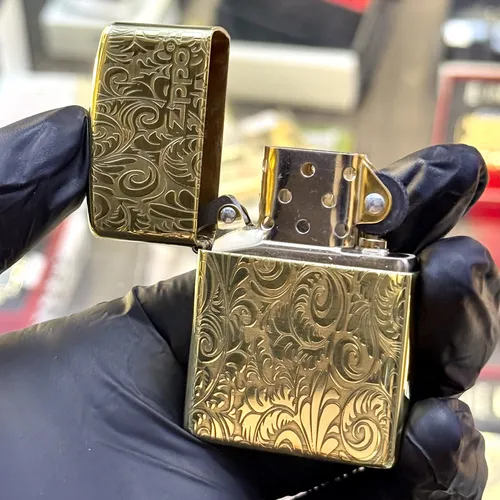 ZIPPO KHẮC HOA VĂN FLORAL 3D