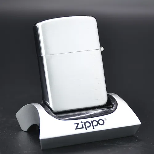 ZIPPO XƯA 1953 - HÀNG XƯA THẬP NIÊN 50s _CHỦ ĐỀ R . T . GOLEY
