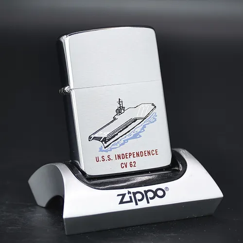 ZIPPO XƯA 1981 - HÀNG XƯA THẬP NIÊN 80s _CHỦ ĐỀ TÀU CHIẾN U.S.S INDEPENDENCE CV 62